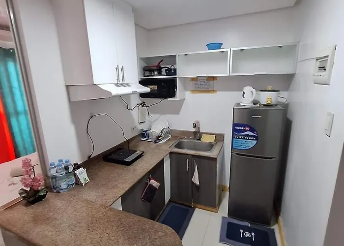 In Birch Tower Malate - Carosa Staycation Appartement