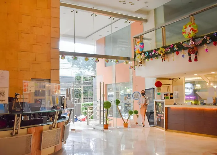 Appartement In Birch Tower Malate - Carosa Staycation *