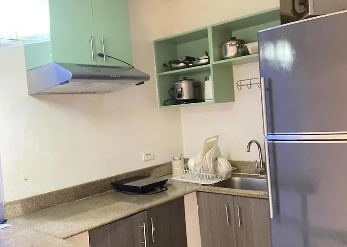 In Birch Tower Malate - Carosa Staycation Manille